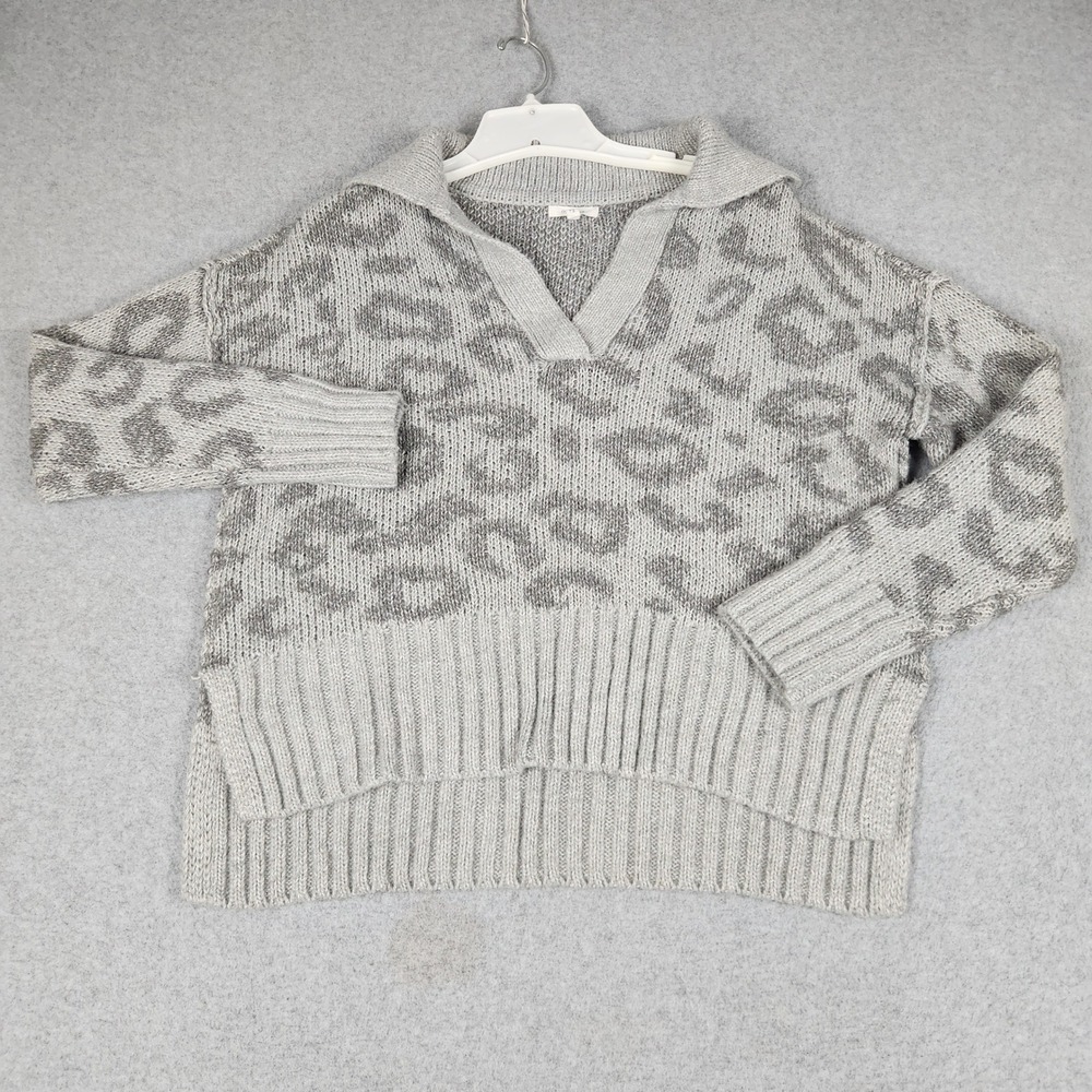 Maurices Sweater Womens Large Gray Leopard Print Collar High-Low Hem Pullover